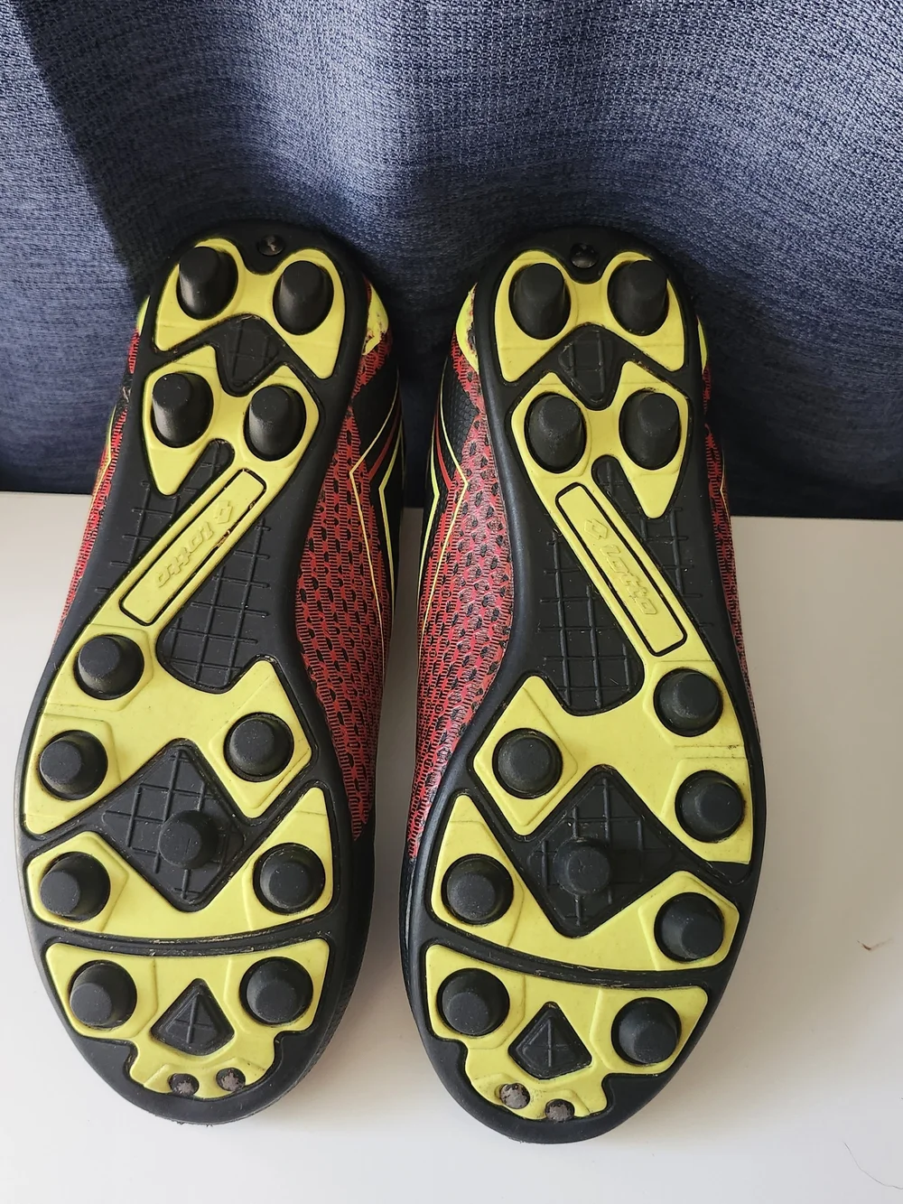 Kids Size 12 Lotto Forza Elite 3 Soccer Cleats
